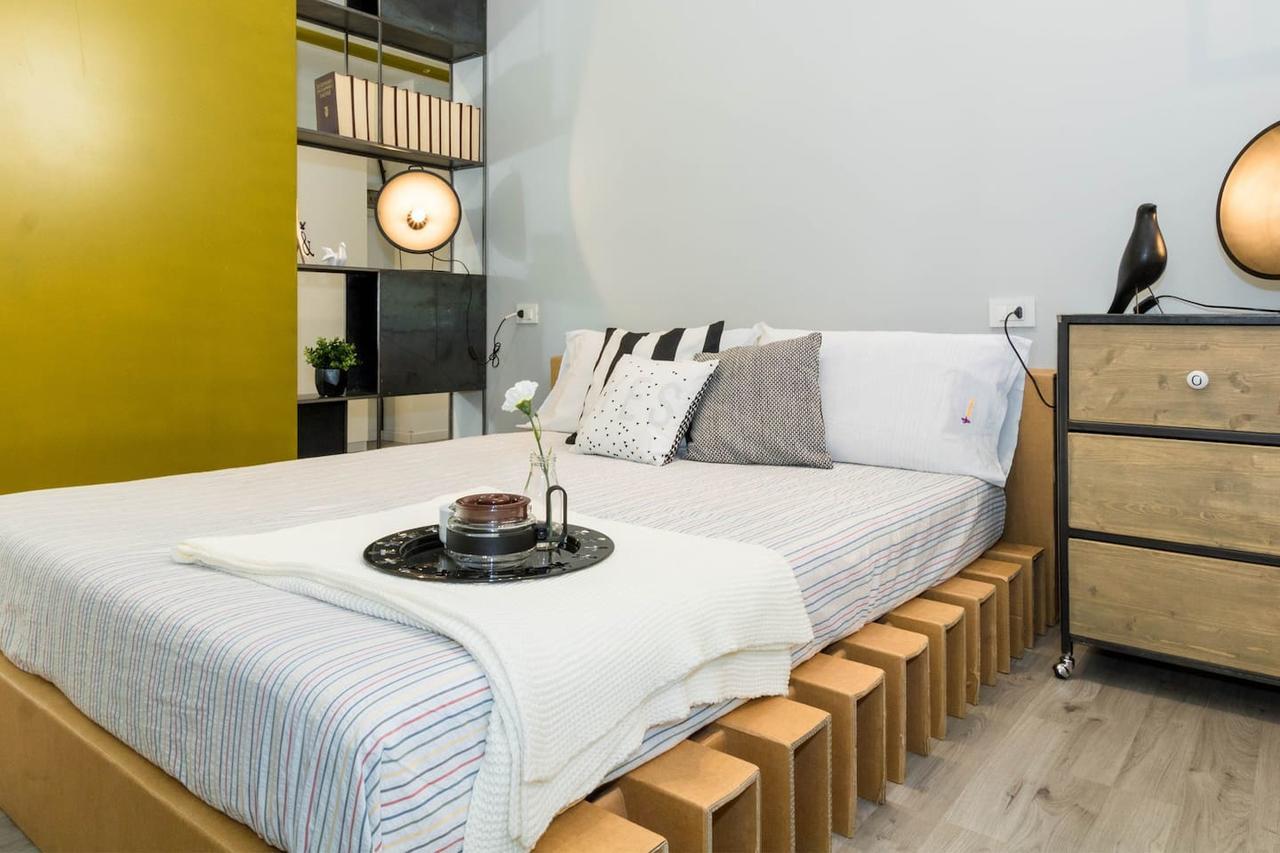 Joivy Exclusive Apt For 4 In Navigli Near Parks Мілан Екстер'єр фото
