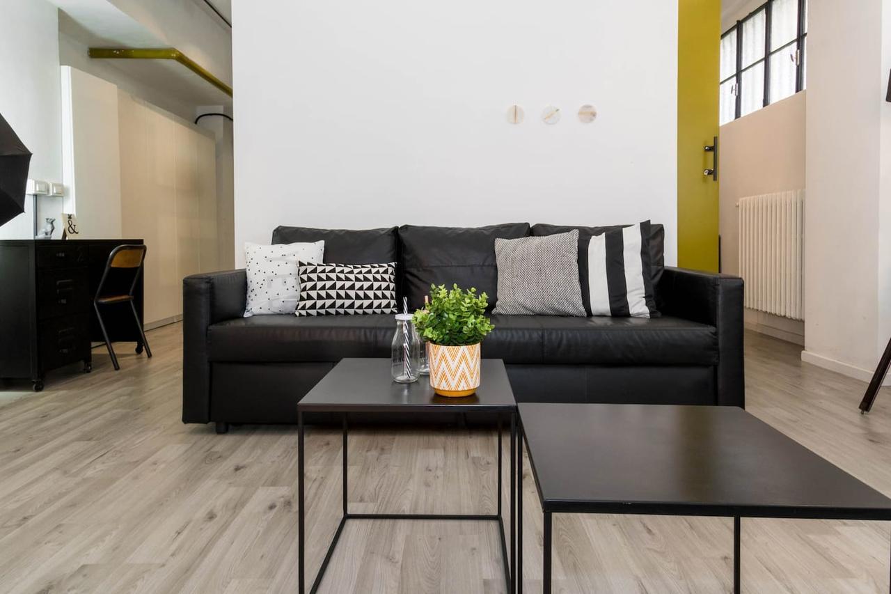 Joivy Exclusive Apt For 4 In Navigli Near Parks Мілан Екстер'єр фото